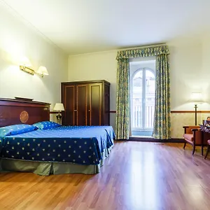https://repubblica.it-romehotels.com