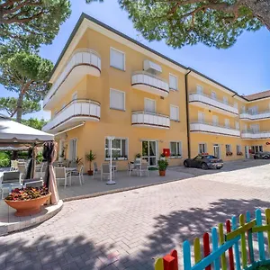 https://hotel-romagna-riccione.riccione-hotels.org