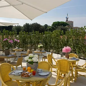 https://de-petris.it-romehotels.com