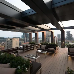 https://lagare-hotel-milano-centrale-mgallery-by-sofitel.italymilanhotels.net